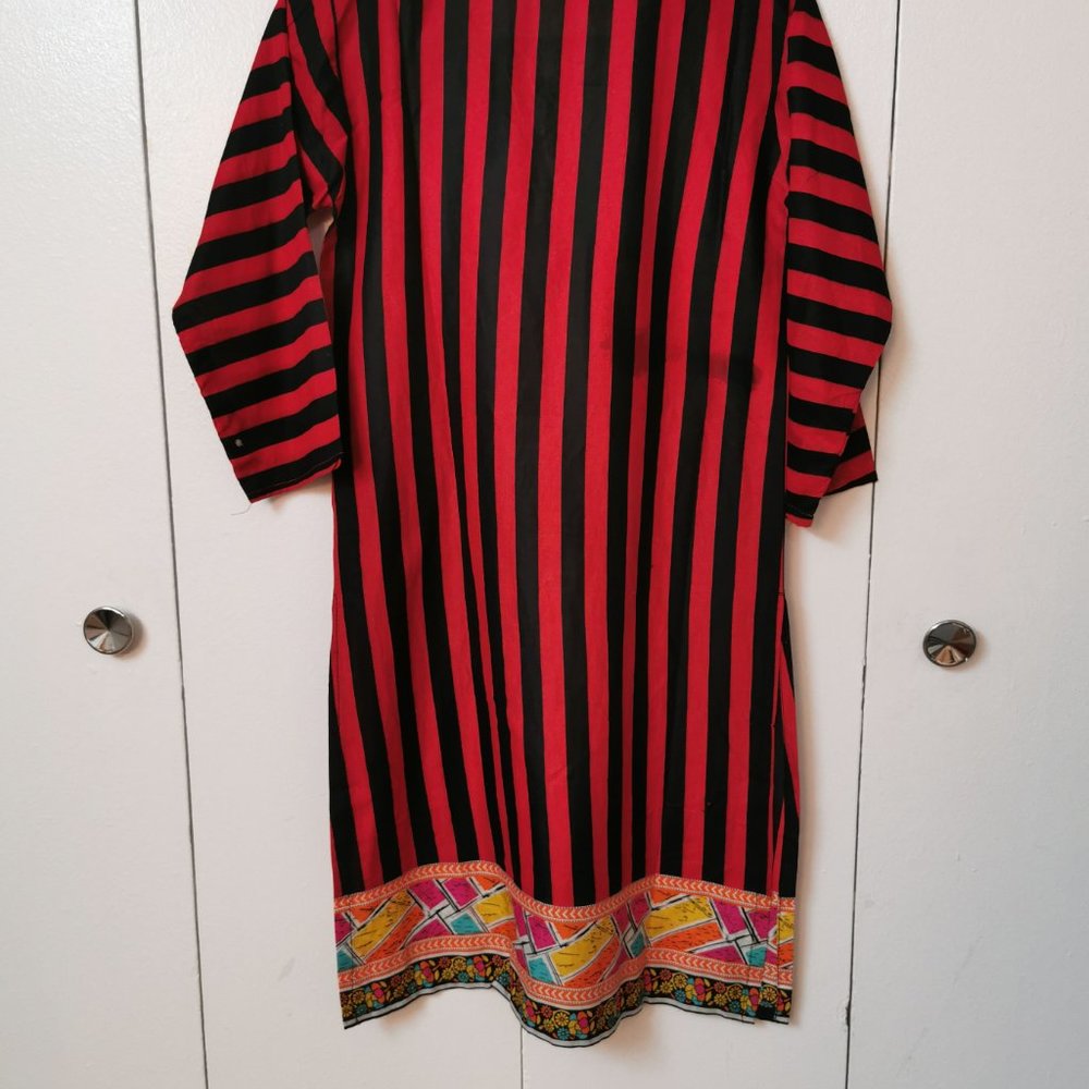 Pakistani Indian Shalwar Kameez ( Kurta )